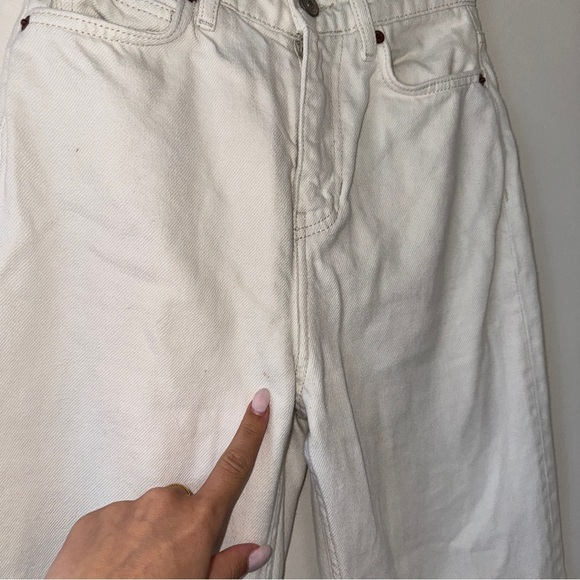 Reformation Wilder High Rise Wide Leg Jeans White/Cream 23 - Picture 5 of 8